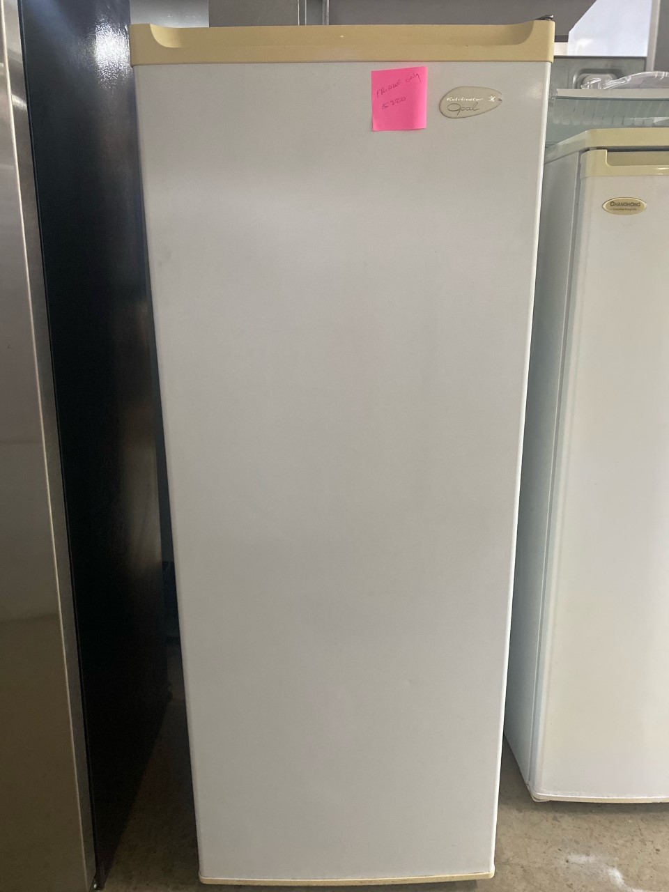 Kelvinator on sale opal fridge